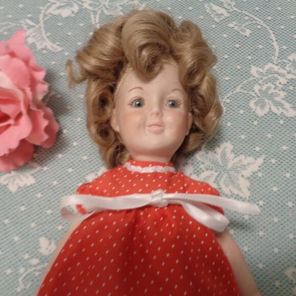 RETRO MODERN MADE SHIRLEY TEMPLE DOLL - Picture 3 of 9